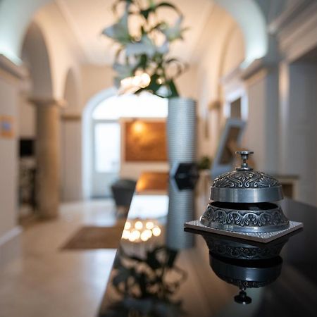 Atrium Rooms & Cafe Šoproň Exteriér fotografie